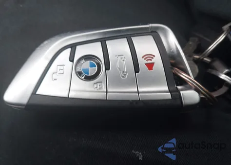 2021 BMW X3 Phev xDrive30E from USA, damaged, VIN 5UXTS1C05M9E03807